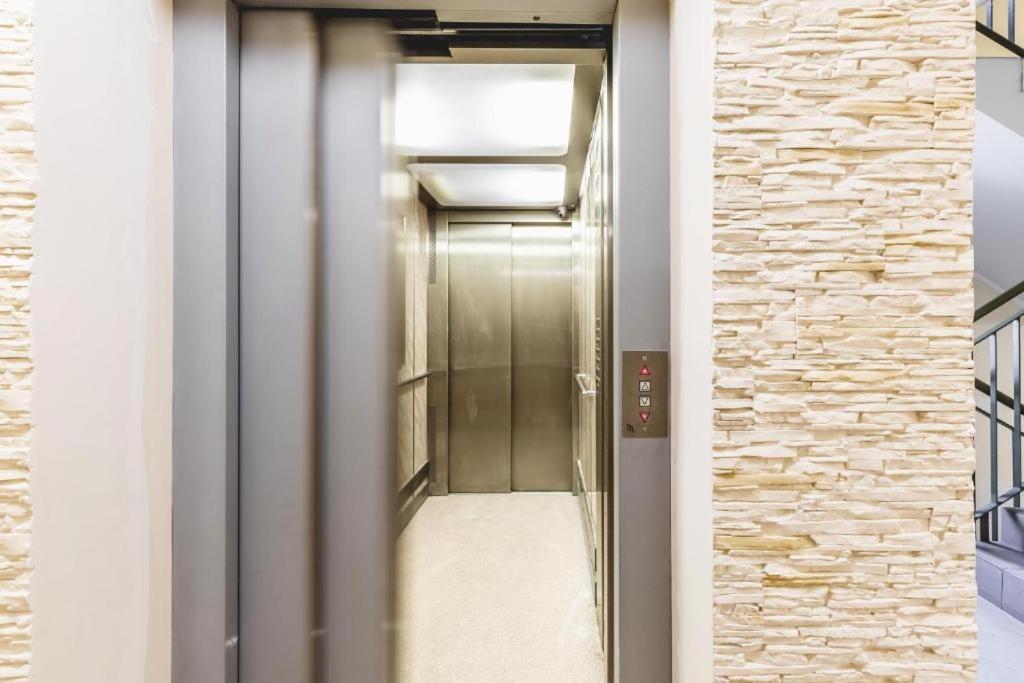 Apartament Niecala Queens Superior Lublin Kültér fotó